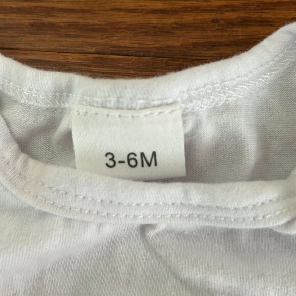 Baby Boy Mardi Gras Set Long Sleeve Bow Bodysuit Pants Hat Size 3-6 Months - Picture 5 of 13